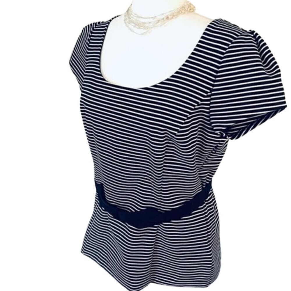 NWT White House Black Market Work Top - Size 12 women Blouse